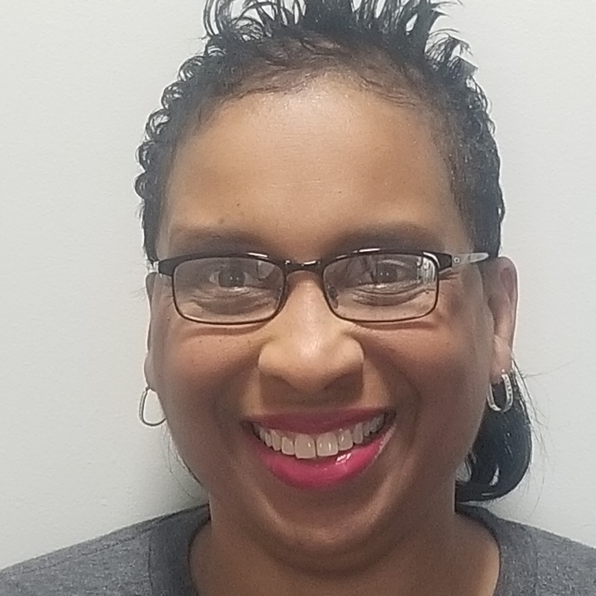 Headshot of LaTonya Jones.