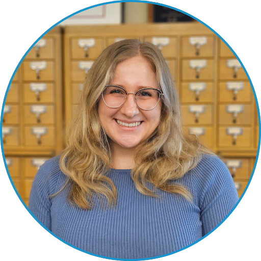 Headshot of Emma Beckley.